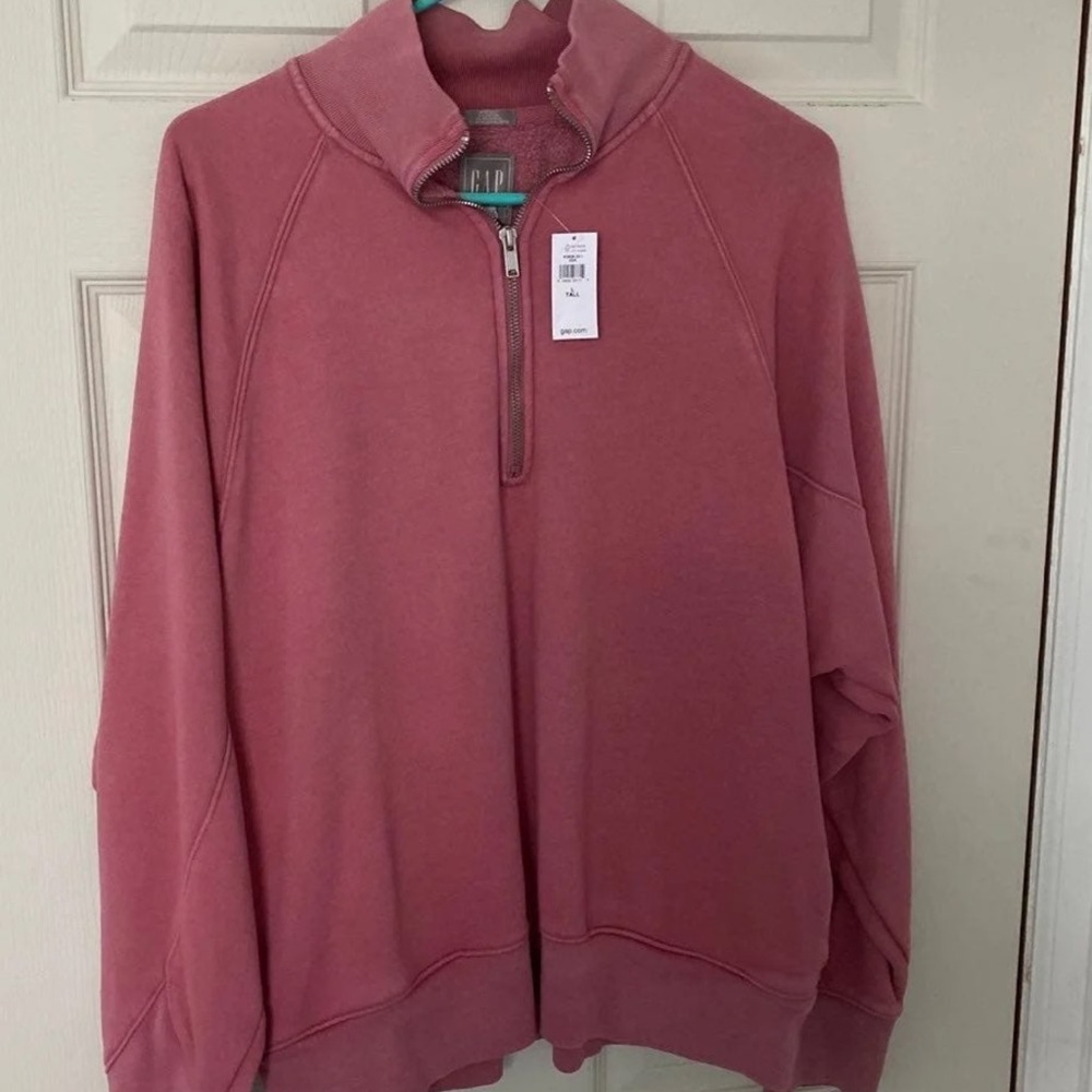 NWT Women half Zip sweatshirt